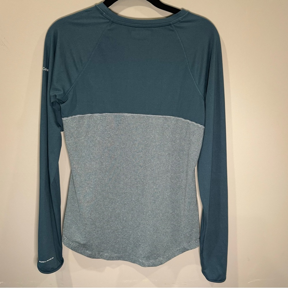COLUMBIA Long Sleeve Base Layer Top, Teal with white stripes, Women’s Small, EUC - Picture 6 of 9